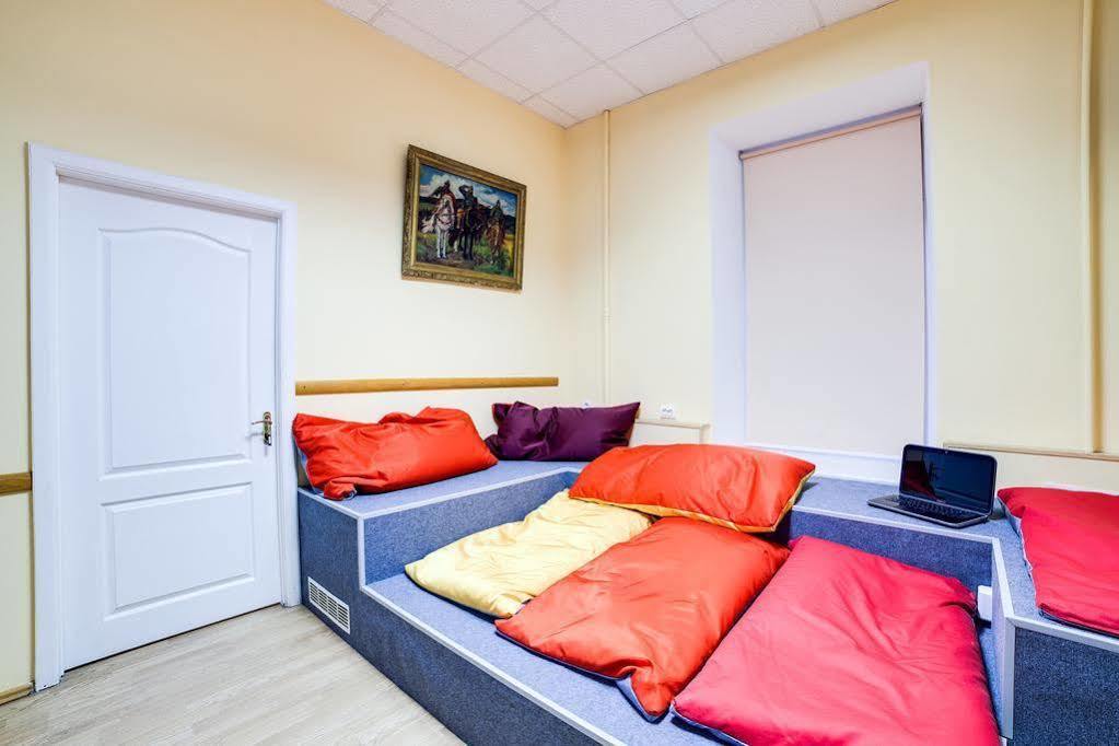 Night & Day Hostel Kiev Dış mekan fotoğraf
