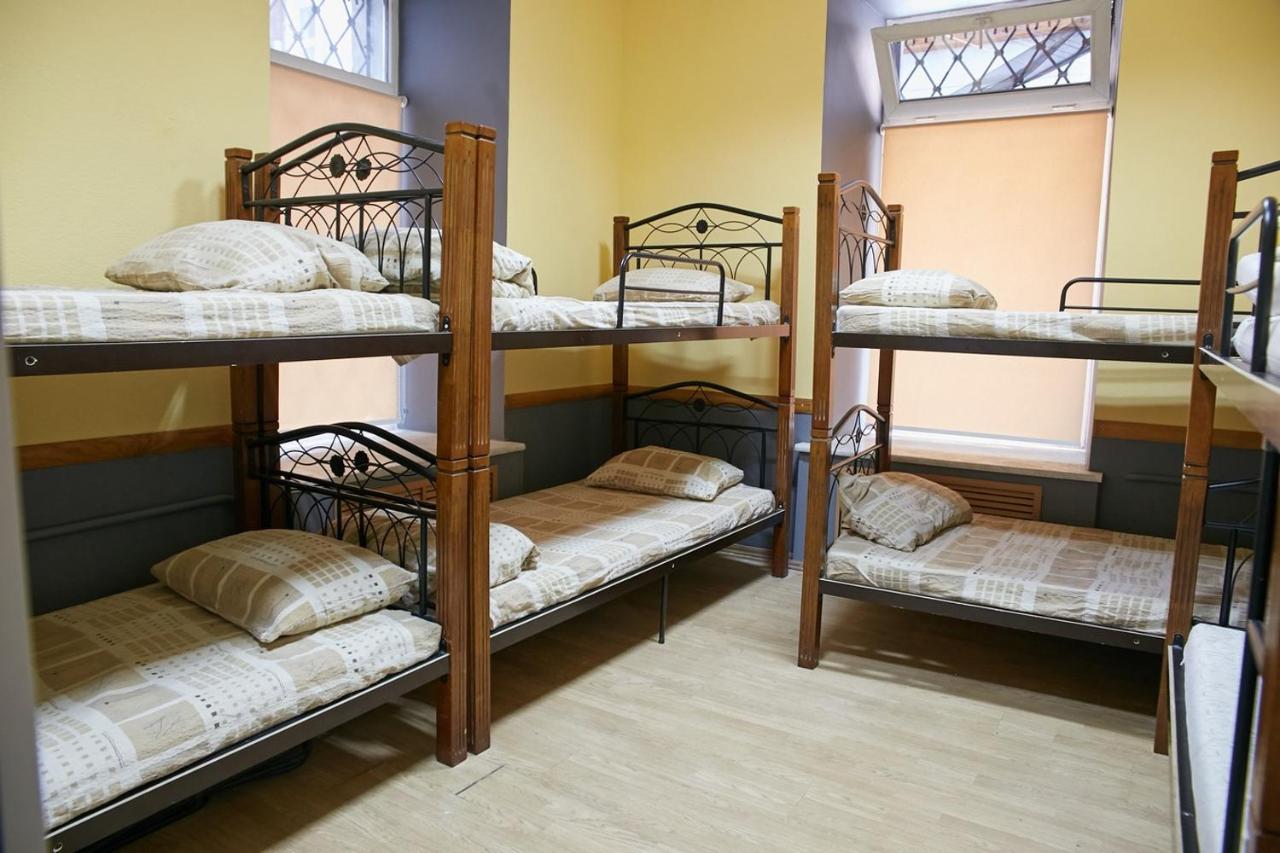 Night & Day Hostel Kiev Dış mekan fotoğraf